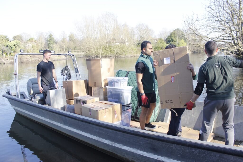 Moving on Thames Ditton Island: Your Complete Guide to a Smooth and Stress-Free Move